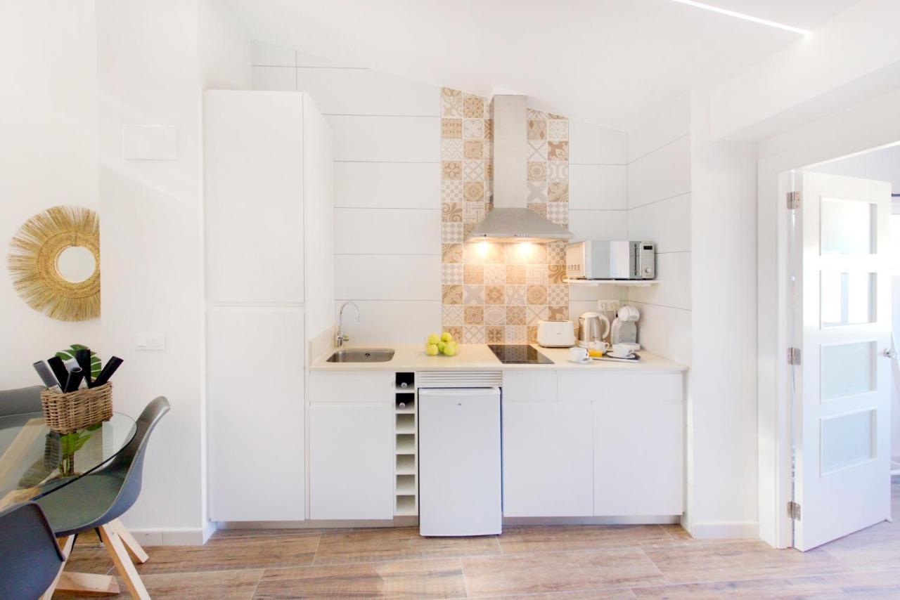 Apartamento De Diseno En Casco Antiguo Алтеа Екстериор снимка