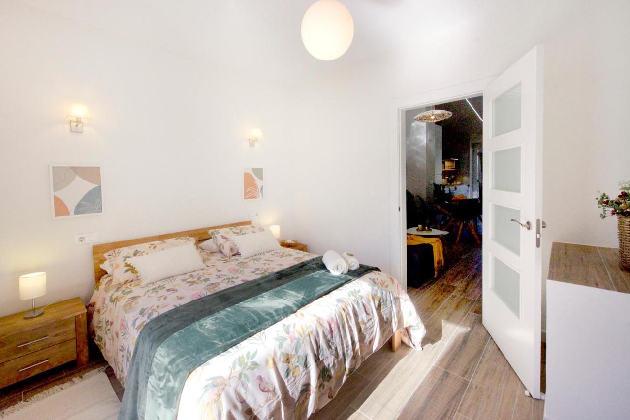Apartamento De Diseno En Casco Antiguo Алтеа Екстериор снимка